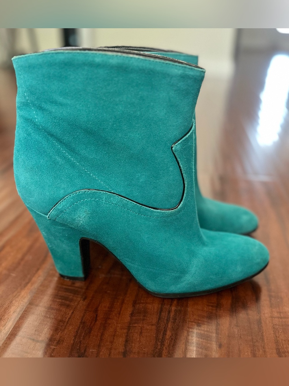 Turquoise Faux Suede Women’s Ankle Boots - Stylish Western-Inspired Heel - Picture 2 of 11